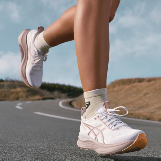 【双旦特惠:品牌特卖场福利限购活动】ASICS亚瑟士新款跑鞋GEL-KAYANO 32男女同款稳定支撑减震专业跑鞋 商品图3