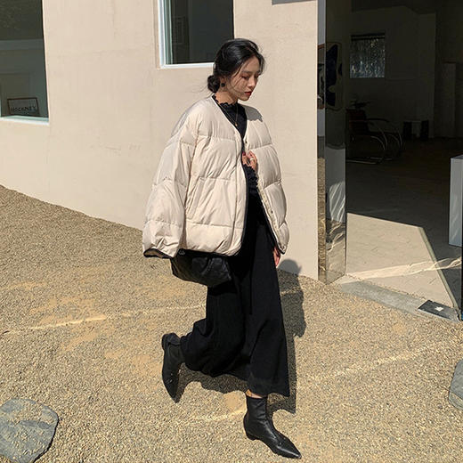 佐姿莎 纯色直筒后开叉仿羊绒半身裙N503  十色可选百搭；休闲气质兼具，轻松搭配御姐味道，下摆开叉设计，洋气高级显瘦；加密加厚仿羊绒，580g将近1.2斤的重量，软糯厚实保暖 商品图10