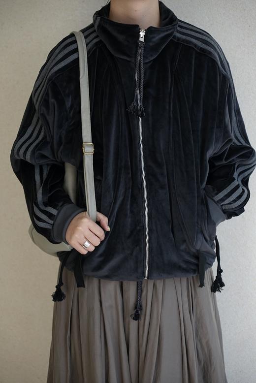 SFTM x adidas联名运动衣 商品图5