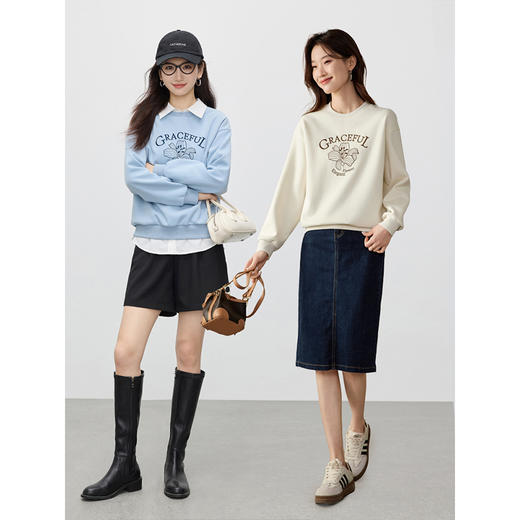 【周四狂欢价】熙世界百合花刺绣加绒卫衣慵懒风宽松秋冬新款休闲圆领套头上衣 商品图3