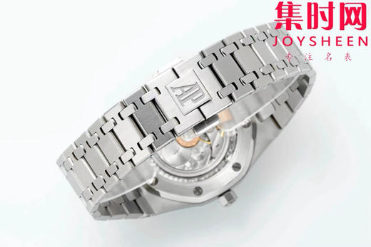 IPF爱彼皇家橡树15202系列 “大众情人”超薄精心打磨上市 男士腕表 小手腕福音
【精彩细节】表盘尺寸39mmX8.6mm 商品图5