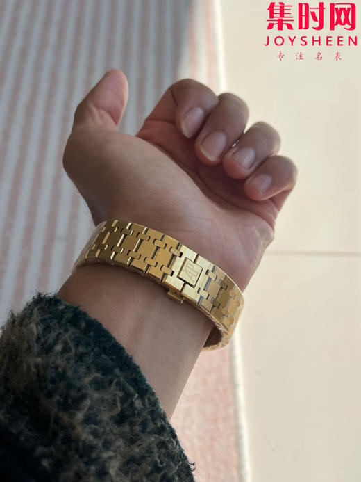 IPF爱彼皇家橡树15202系列 “大众情人”超薄精心打磨上市 男士腕表 小手腕福音
【精彩细节】表盘尺寸39mmX8.6mm 商品图8