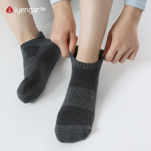艾扬格 life F1111秋冬季加厚瑜伽袜 瑜伽袜 防滑袜 普拉提健身运动袜子 防滑保暖 多色可选 商品图1