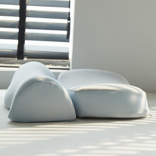 全新升级零压牵引深睡记忆枕芯 零压牵引护颈按摩枕 商品图11