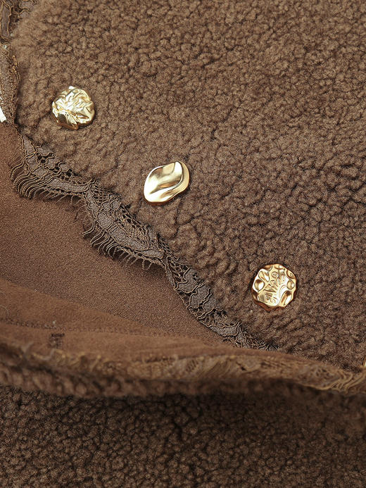 焦糖棕羊羔毛无袖马甲 蕾丝花边单排扣毛绒背心 秋冬甜系温柔风保暖马夹 商品图3