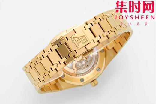 IPF爱彼皇家橡树15202系列 “大众情人”超薄精心打磨上市 男士腕表 小手腕福音
【精彩细节】表盘尺寸39mmX8.6mm 商品图4