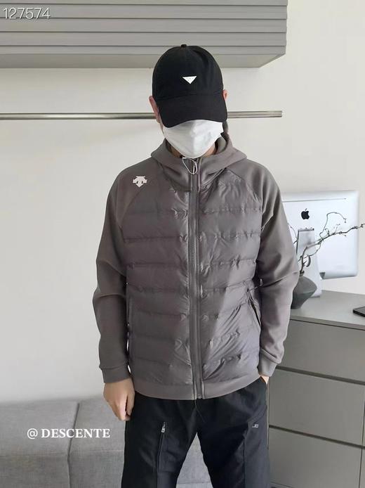 D112704针织拼接插肩袖连帽羽绒服男女同款 商品图7