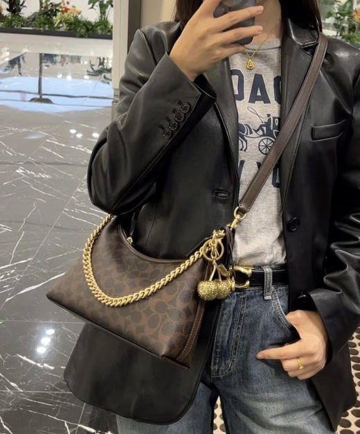 蔻驰Coac* Juliet枫叶棕封神腋下包单肩包112701 商品图0