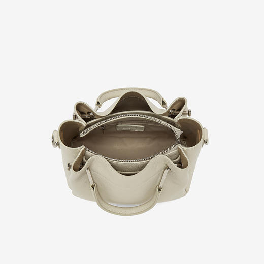 BF楼百思图26春新款时尚复古手提包高级质感单肩斜挎包女TY088AX6吊牌价699.现价369 商品图1