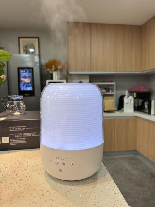 💥花粉福利【柔雾加湿器】氛围灯3档亮度、加湿、时间，水容量3L，1台=加湿器+氛围灯+香薰机，顶盖注水，机身可视水位，抑菌水箱，细腻风雾自动断电保护，静音安睡不扰质感天花板 商品图7