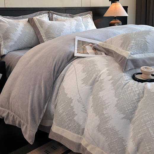 百丽安娜牛奶绒全消光四件套200*230cm 商品图4