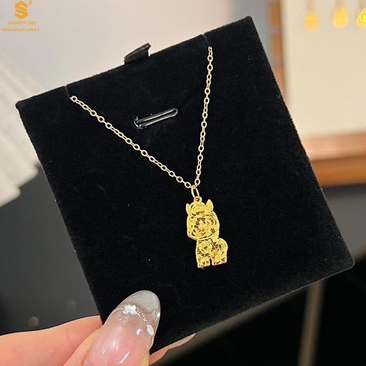 【双12抢先购 特惠】香港周六福黄金钻石首饰马上有钱足金内嵌足银碎冰冰吊坠（附赠K金项链） 商品图0