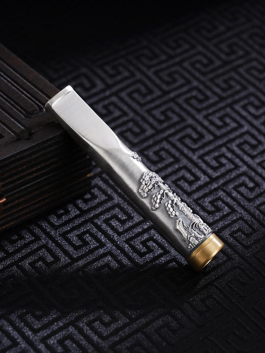 子佩集S999银【福缘集祥】烟嘴【BX028048】纯银小摆件-迎客松仿古2410 商品图0