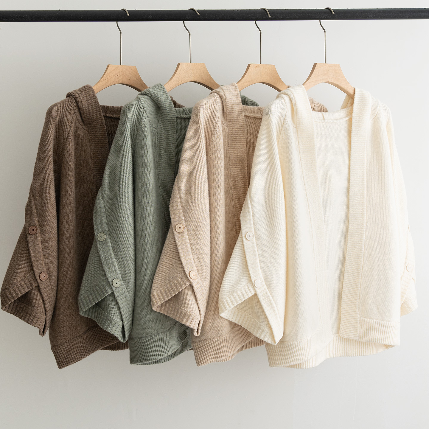 M记交叉袖羊绒羊毛混纺开衫罩袍