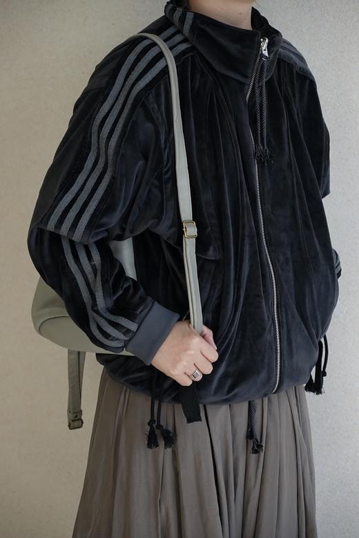 SFTM x adidas联名运动衣 商品图0