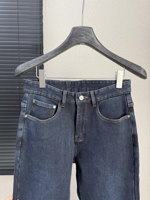 D112726秋冬款时尚休闲商务后腰字母logo皮标男士加绒牛仔裤 商品图2