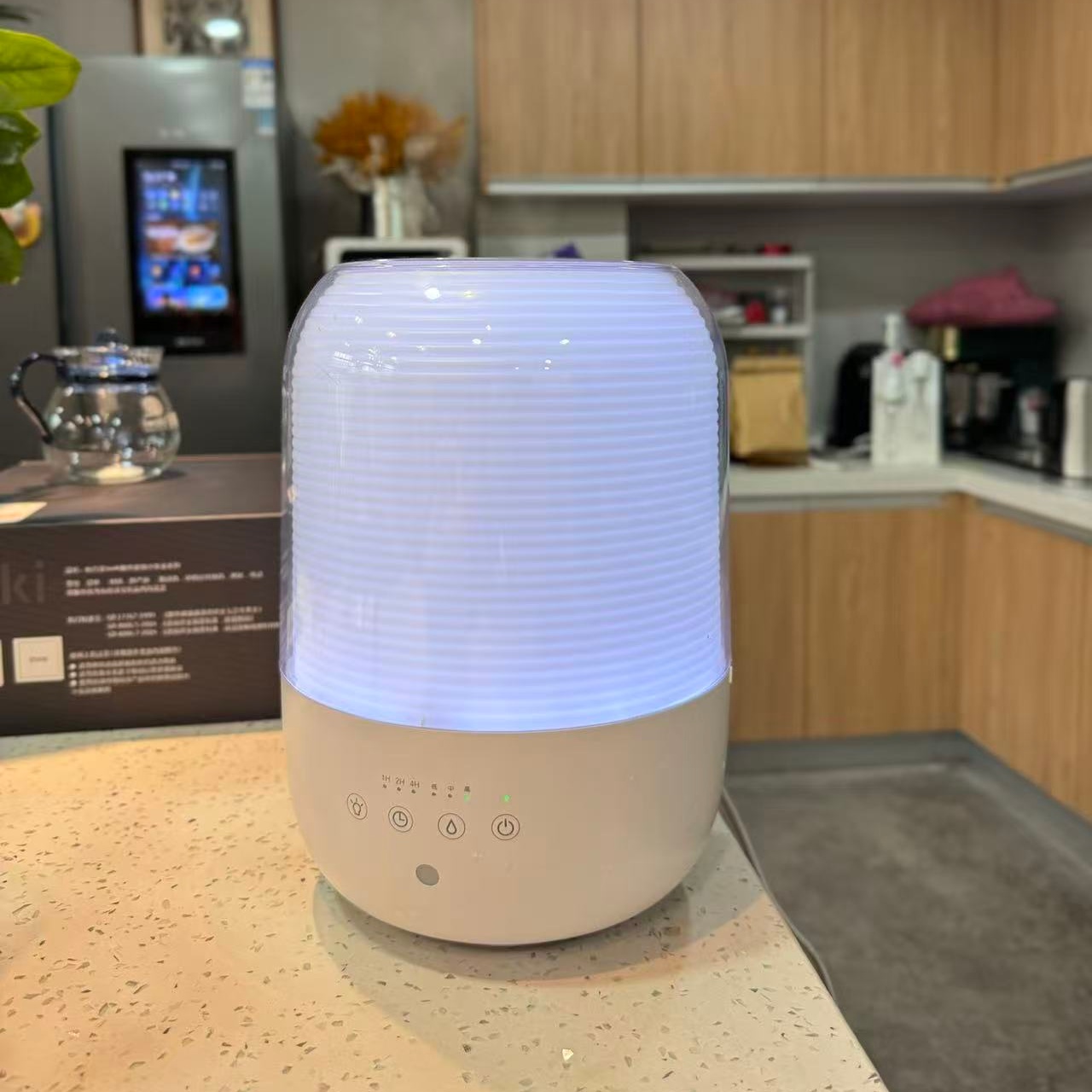 💥花粉福利【柔雾加湿器】氛围灯3档亮度、加湿、时间，水容量3L，1台=加湿器+氛围灯+香薰机，顶盖注水，机身可视水位，抑菌水箱，细腻风雾自动断电保护，静音安睡不扰质感天花板