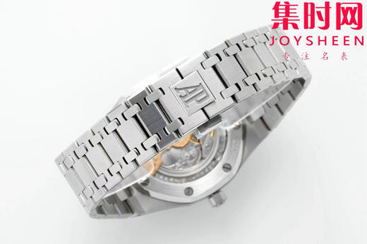 IPF爱彼皇家橡树15202系列 “大众情人”超薄精心打磨上市 男士腕表 小手腕福音
【精彩细节】表盘尺寸39mmX8.6mm 商品图5