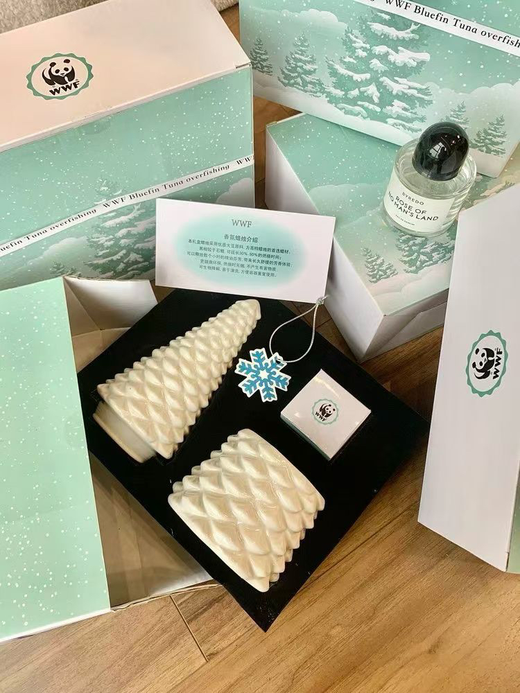 正品 WWF圣诞树香薰礼盒