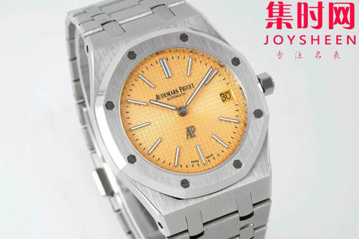 IPF爱彼皇家橡树15202系列 “大众情人”超薄精心打磨上市 男士腕表 小手腕福音
【精彩细节】表盘尺寸39mmX8.6mm 商品图1