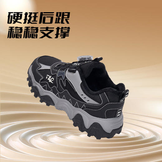 【泰兰尼斯】【新品】中大童冬款加绒时尚科技旋钮扣运动鞋T01D5D8428 商品图2