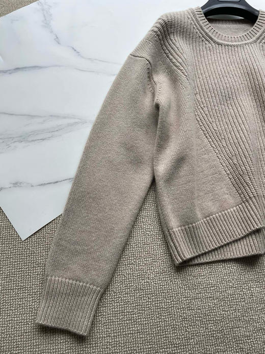 1127-1 贸易公司渠道货 大马 重磅山羊绒 紧密针织 经典廓型 外套质感针织罩衫 我穿40宽松效果 商品图12