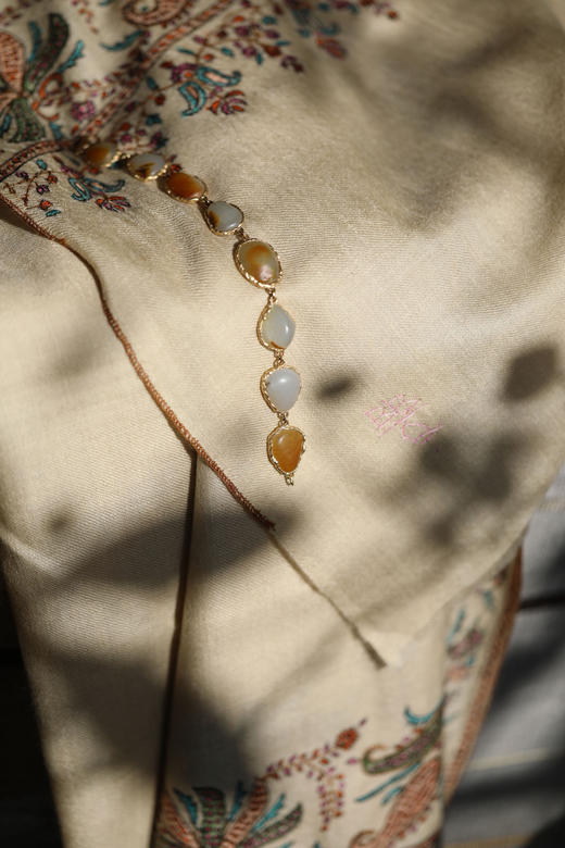 和田玉籽料手链 商品图4