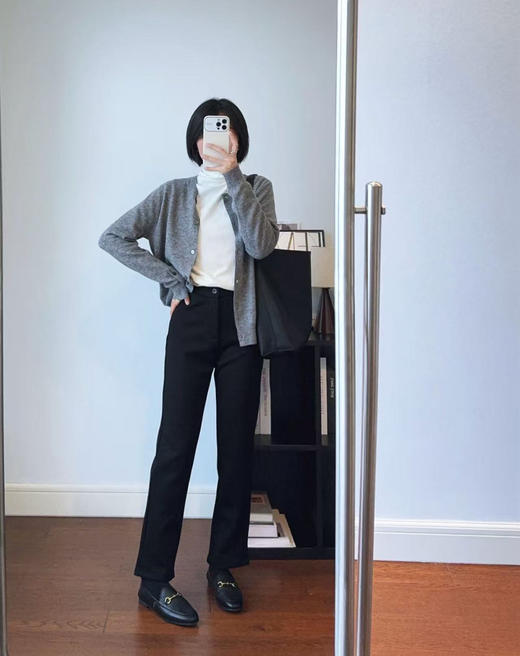 冬季怎么少的了一条百搭的烟管裤呢！加绒小黑裤！ 商品图2