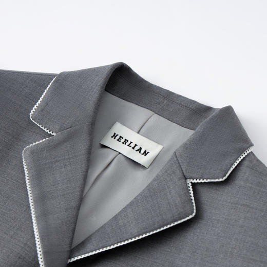 HERLIAN 2025冬季新品 直筒短款西装外套女士 商品图3