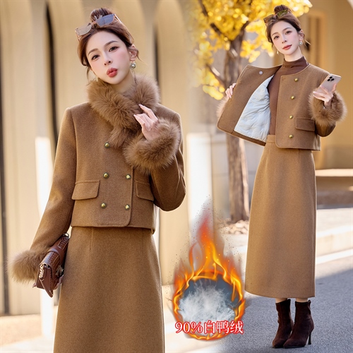 90%白鸭绒狐狸毛，长裙羽绒套装HR-YJLY86883