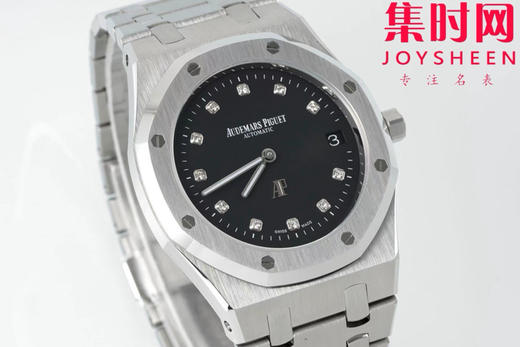 IPF爱彼皇家橡树15202系列 “大众情人”超薄精心打磨上市 男士腕表 小手腕福音
【精彩细节】表盘尺寸39mmX8.6mm 商品图1