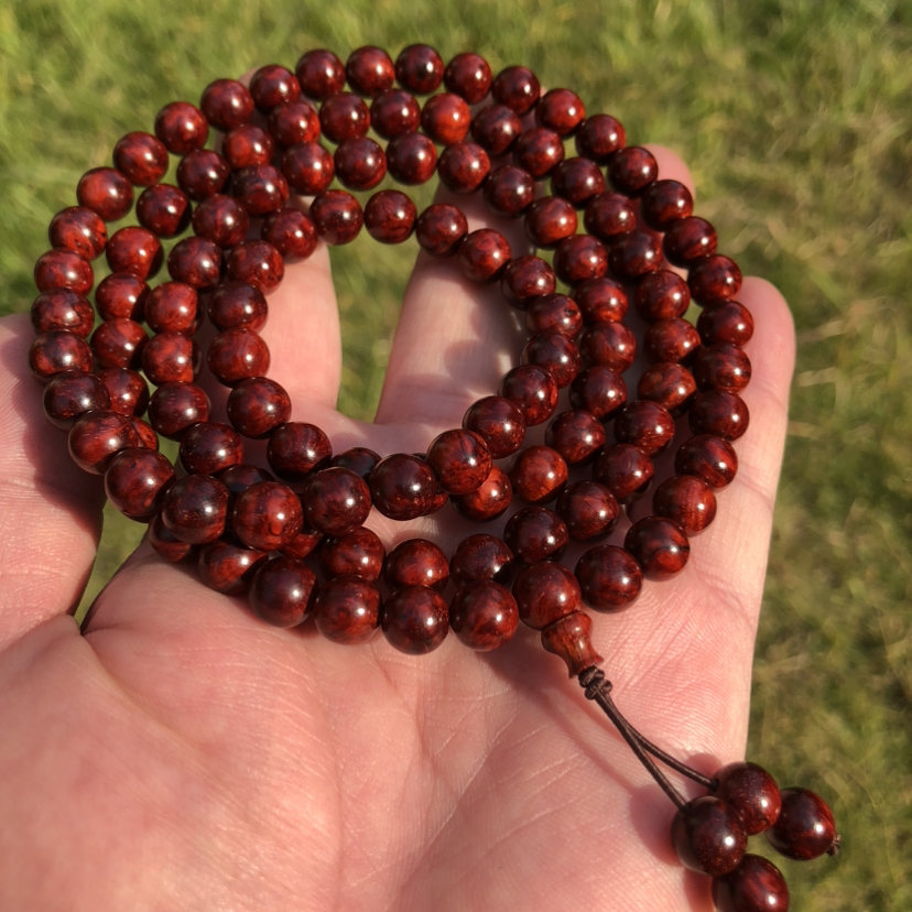 【新品特价】0.8*108颗，5星，多瘤疤 小叶紫檀（无胶嫩瘤） t8