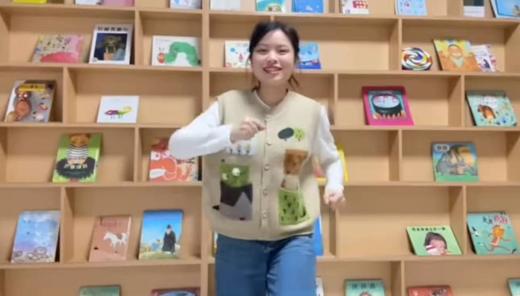 手势舞《母鸡萝丝去散步》 商品图0