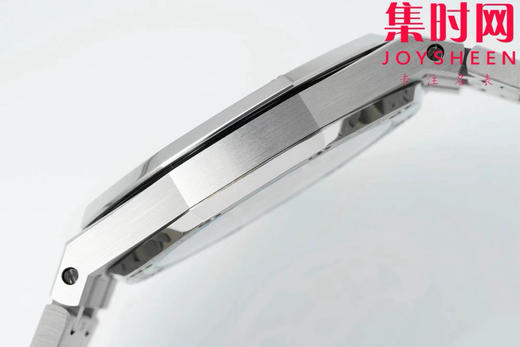 IPF爱彼皇家橡树15202系列 “大众情人”超薄精心打磨上市 男士腕表 小手腕福音
【精彩细节】表盘尺寸39mmX8.6mm 商品图6