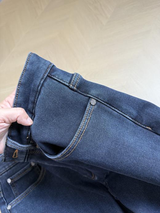 D112726秋冬款时尚休闲商务后腰字母logo皮标男士加绒牛仔裤 商品图11