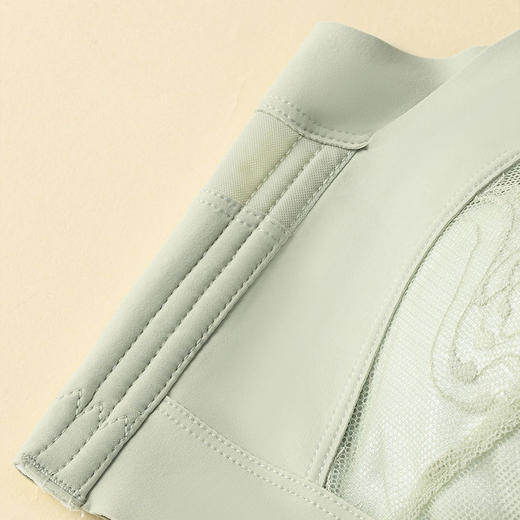 【79元1件，149元2件】大胸显小承托调整型文胸-8837 商品图6