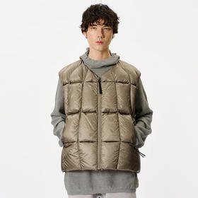 Goldwin 0 Three-Dimensional Down Light 男女款3D立体羽绒马甲