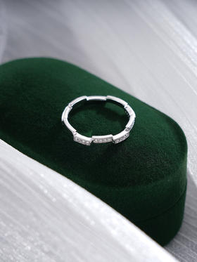 子佩集S925银【浮光魅影】戒指【J070374】纯银时尚锆石阶梯2410