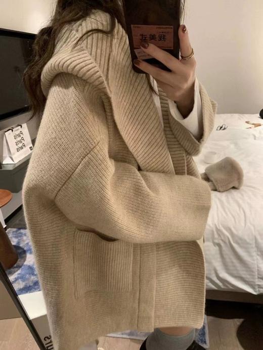 D112710连帽加厚口袋针织开衫女秋冬新款日系设计感毛衣外套 商品图1