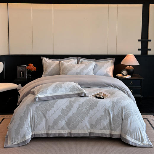 百丽安娜牛奶绒全消光四件套200*230cm 商品图3