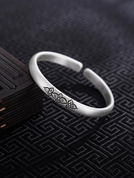 【花影舞风】子佩集S999银手工手镯原创设计【55061202】2407 商品图0