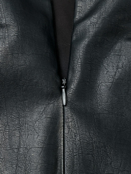 黑色哑光皮质高腰短裙 简约修身 A 字包臀裙 秋冬甜酷风复古 PU 皮半身裙 商品图4