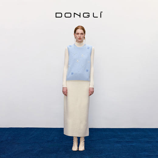 东黎 • 童心未远 初雪 山羊绒女士冬季浪漫雪花马甲 5634 商品图4