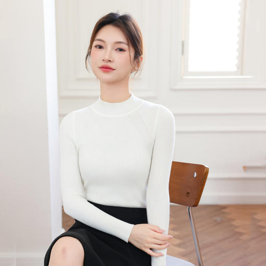 轻奢简约 品牌直发！！【梦惠妮 半高领肌理羊毛打底衫】第二件仅30元！肌理线条修身  保暖 显瘦不挑人 气质打底 温暖有型 质感拉满   #M663 商品图6