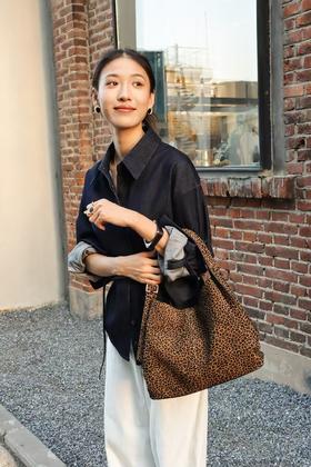 迪莱克丝豹纹牛皮挎包