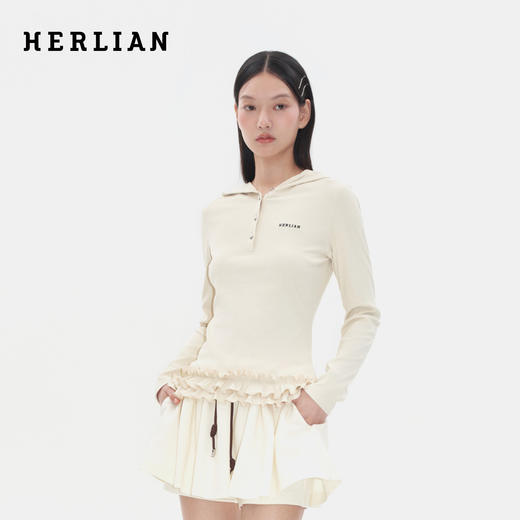 Herlian 2025冬季新品 下摆荷叶边连帽Polo打底衫女士 商品图1