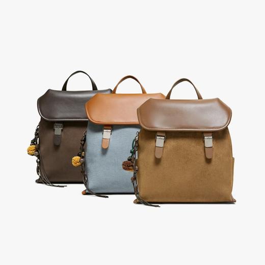 【云粉节】BF楼百思图2025冬季新款时尚复古书包短途旅行双肩背包女JA259DX5吊牌价799.现价399 商品图0