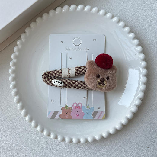 草莓小熊镂空夹发夹-纪念日百货门店同款167747801 商品图3