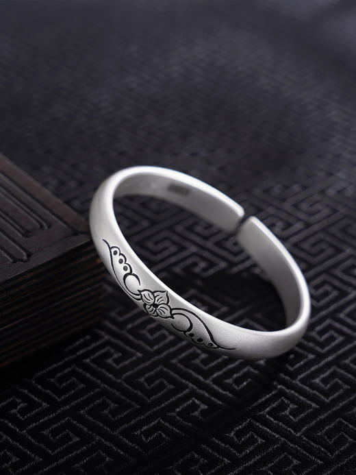 【花语心愿】子佩集S999银手工手镯原创设计【55061206】2407 商品图0