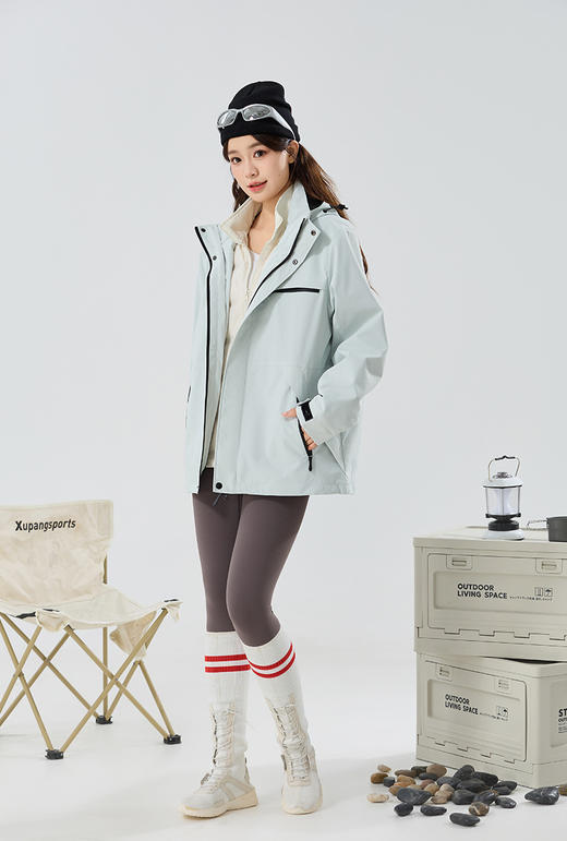 【骆*同款户外多巴胺三合一羽绒冲锋衣E52-8888】一衣三穿，防水防风 外套/冲锋衣/羽绒内胆防水特殊面料，小风小雨完全没在怕的，潮流属性和实用性都非常强-DYD 商品图11